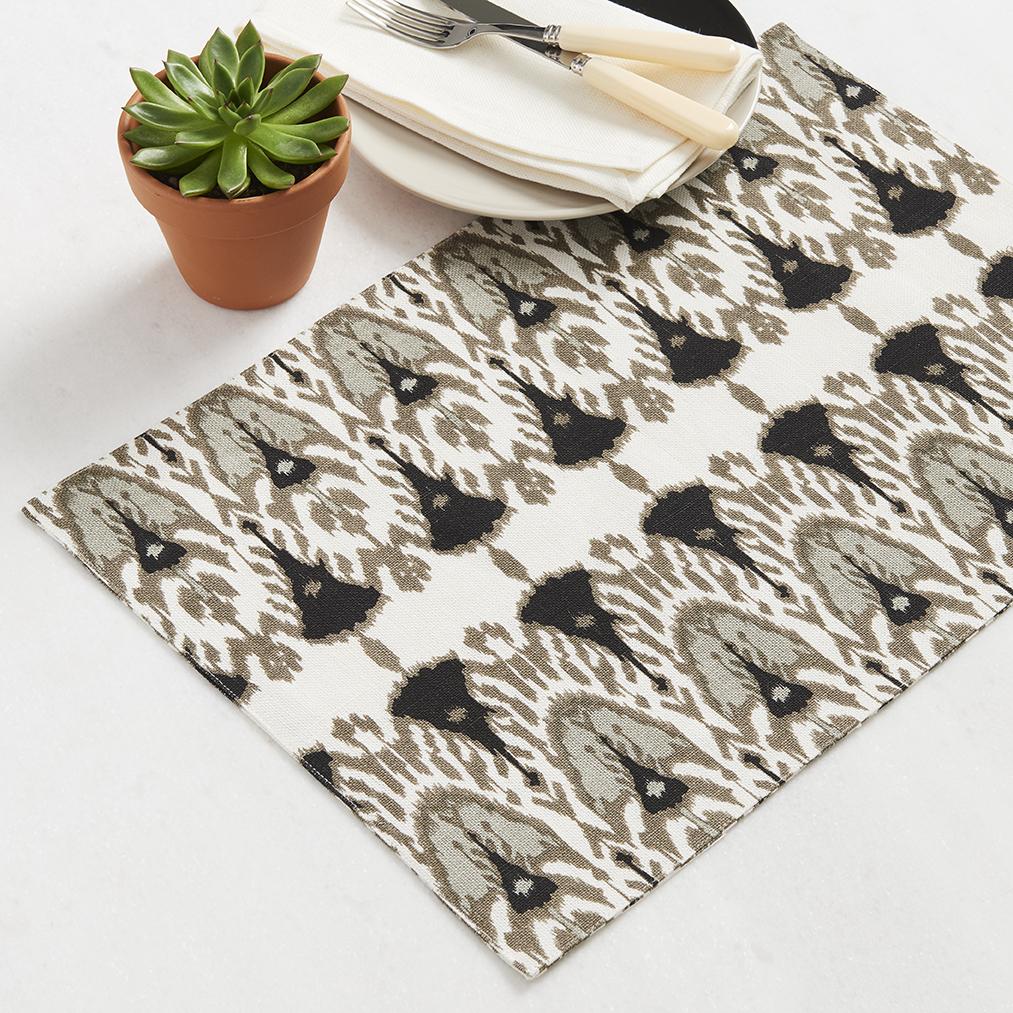 Wayfarer Rectangle Placemat ~ Obsidian