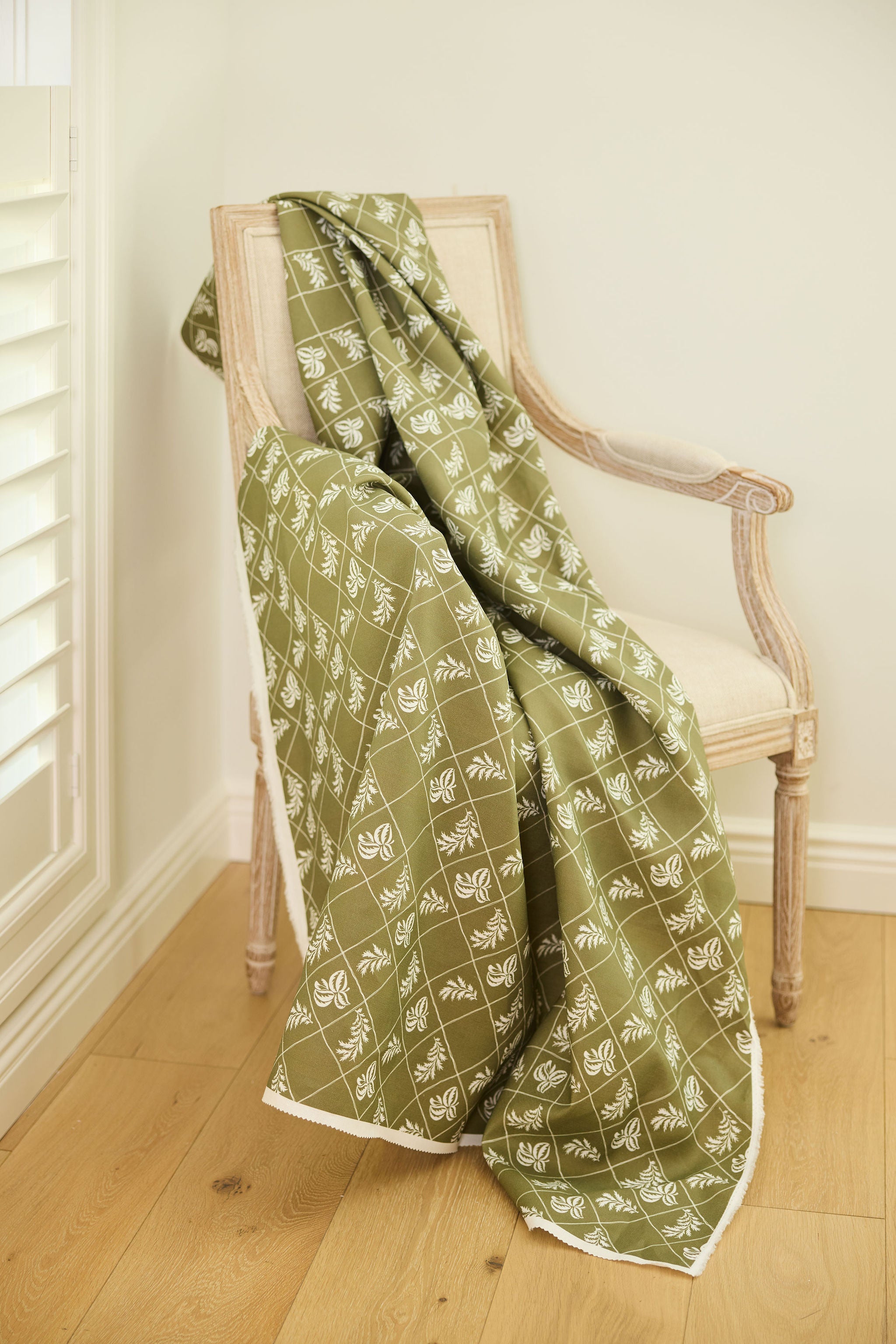 Agathist French Linen